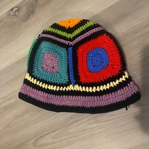 Crochet Style
Never Worn